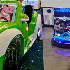 Kids Arcade Fun Games - Cosmic Air Adventure Park Trampoline and Arcade (4K)